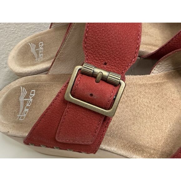 Dansko Selma Leather Red Wedge Platform Shoes 2 Buckled Straps Sandals Size 40 - Picture 4 of 14